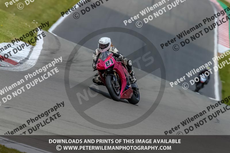 PJ Motorsport Photography;donington no limits trackday;donington park photographs;donington trackday photographs;no limits trackdays;peter wileman photography;trackday digital images;trackday photos
